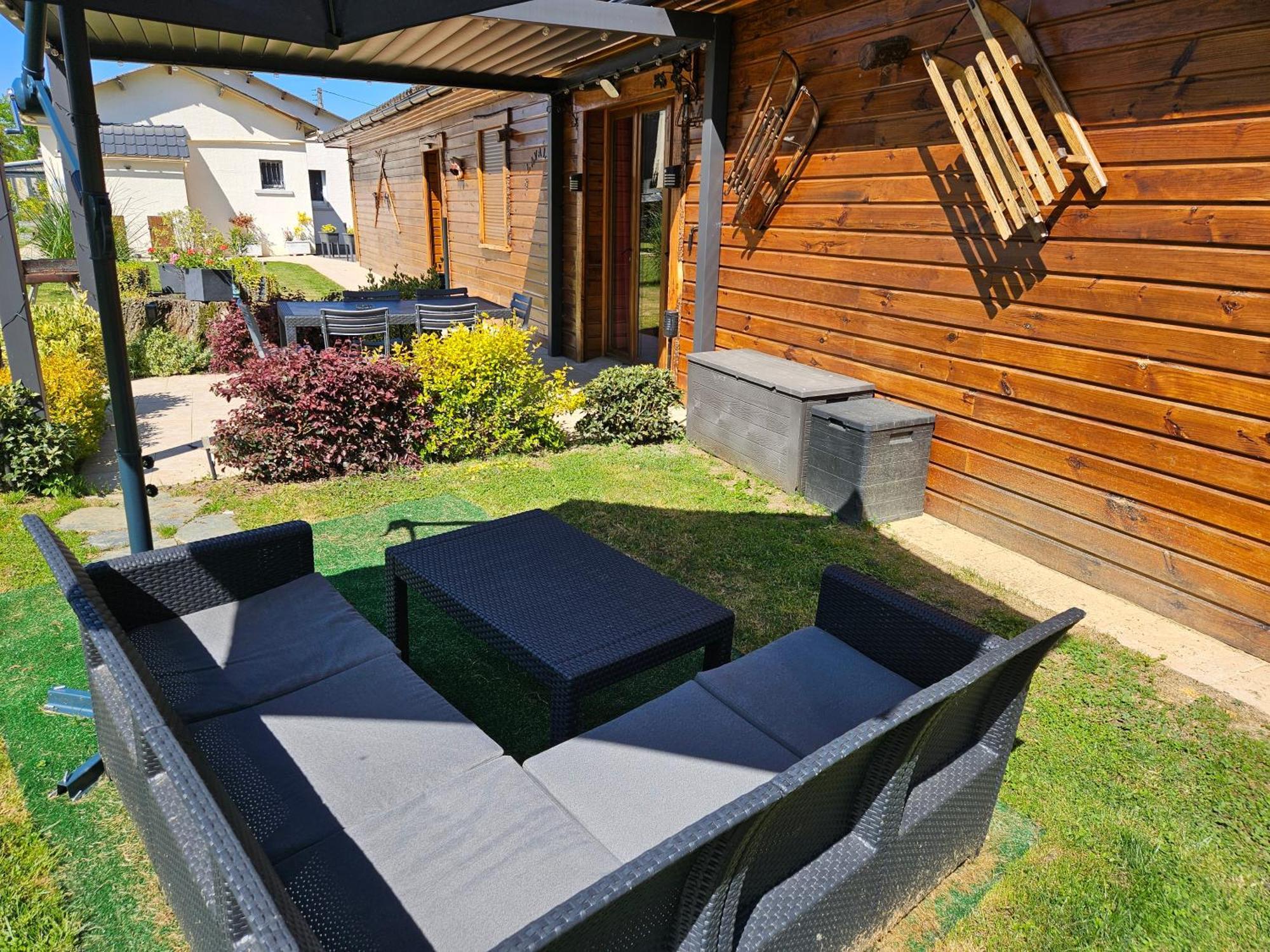 Chez LAVALOU Gîte 4* chaleureux en bois Lannemezan Extérieur photo